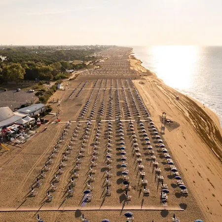 Comfortable In A Quiet Spot In Апартаменты *