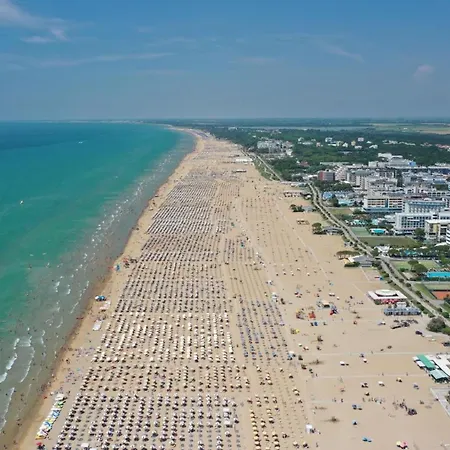 Apartment Comfortable In A Quiet Spot In Bibione