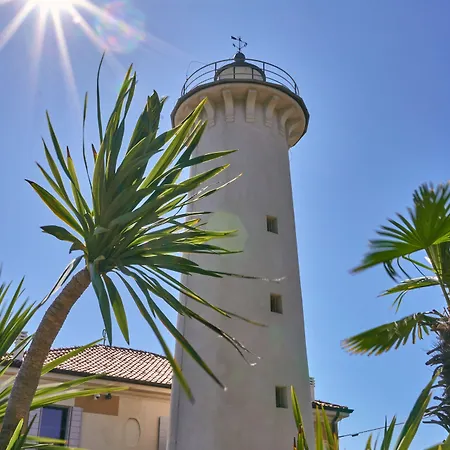 Comfortable In A Quiet Spot In Appartamento Bibione