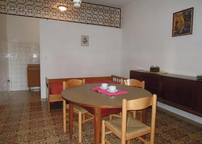 Comfortable In A Quiet Spot In Appartamento